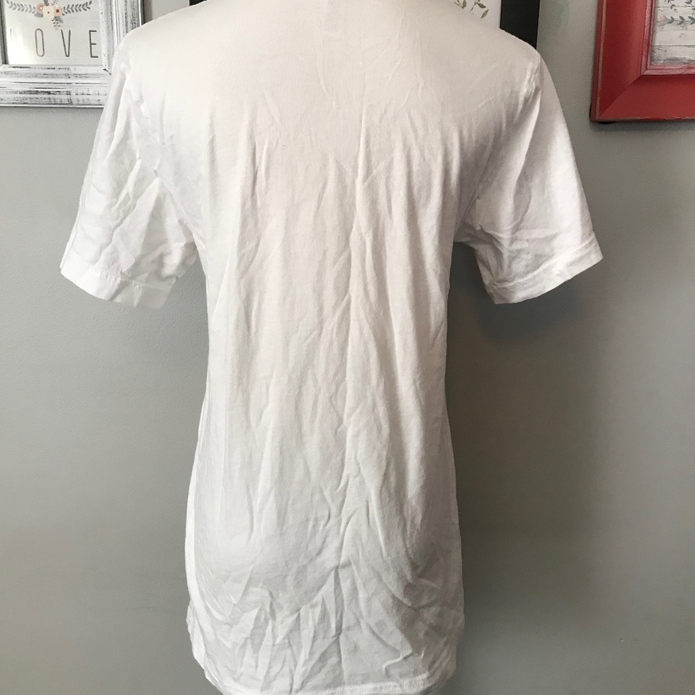 Graphic Tee - Picture 4 of 4